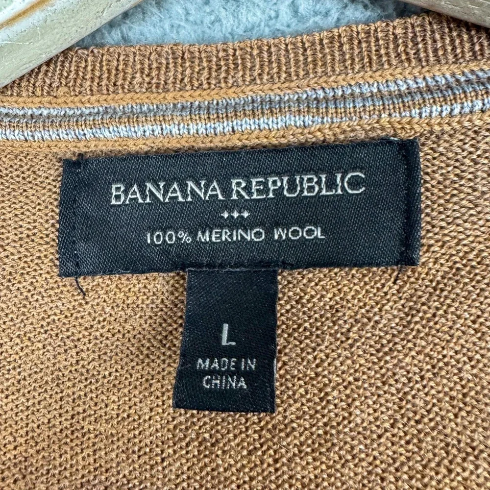 Banana Republic Sweater Mens Large Brown 100% Merino Wool V Neck‎ Pullover Knit